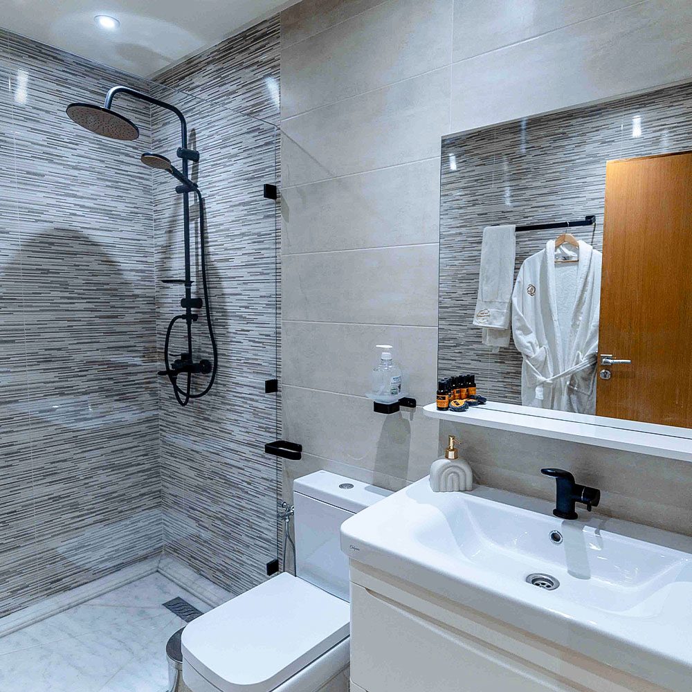 Modern b appliances with traditional Moroccan design integration – Golden Sky Home Béni Mellal